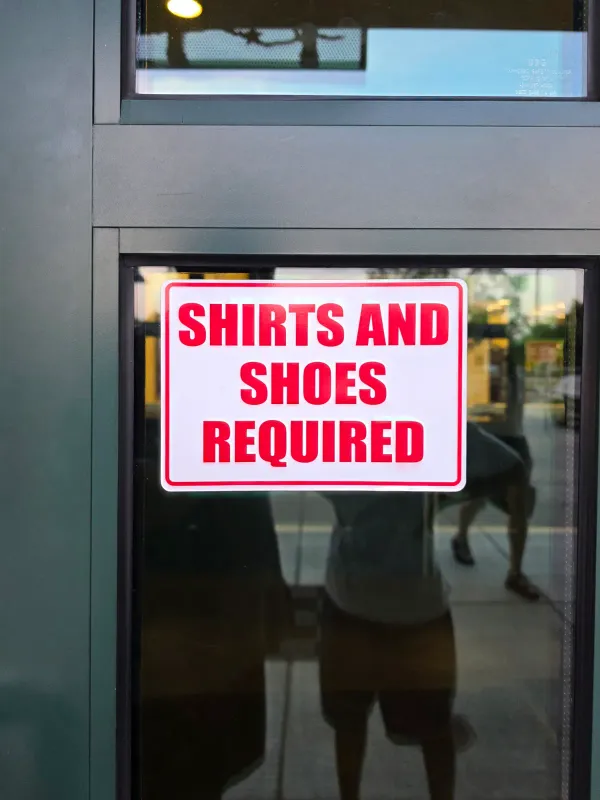 Shirts and Shoes Required 원본 사진